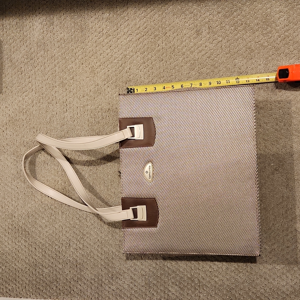 NEW/ VINTAGE Samsonite laptop / briefcase = NEVER USED